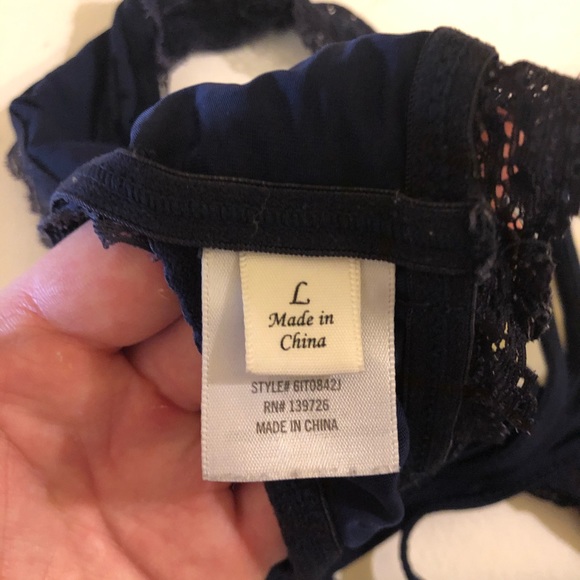 Altar’d state bralette - Picture 5 of 5